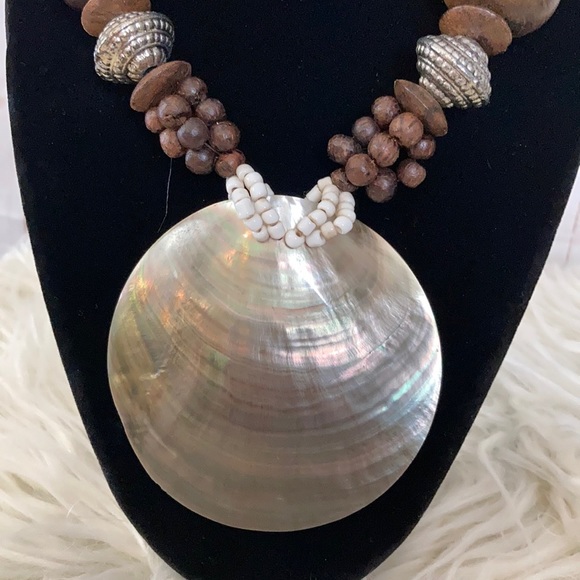VNTG 24” Abalone Shell & Wood Statement Necklace - Picture 2 of 9